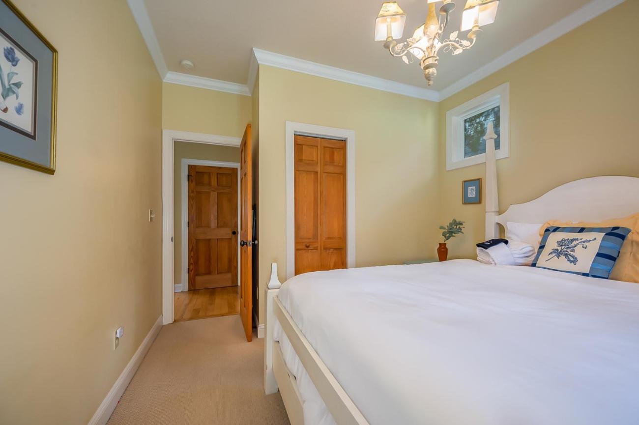 Buttercup Cottage Asheville Bagian luar foto