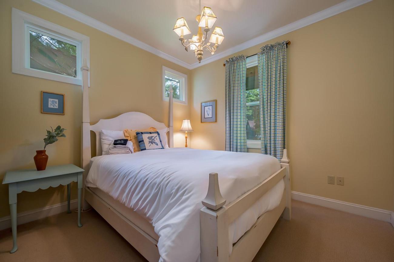 Buttercup Cottage Asheville Bagian luar foto