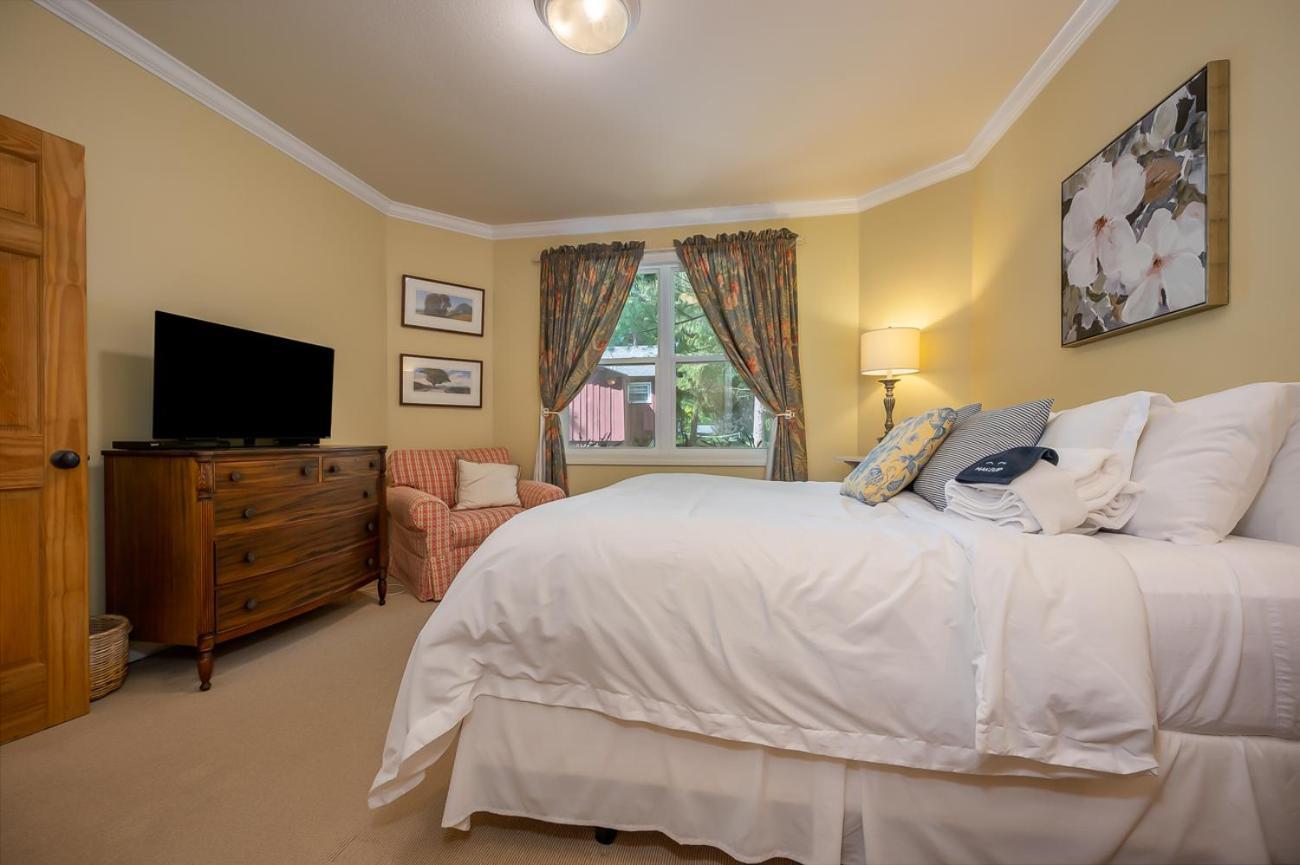 Buttercup Cottage Asheville Bagian luar foto