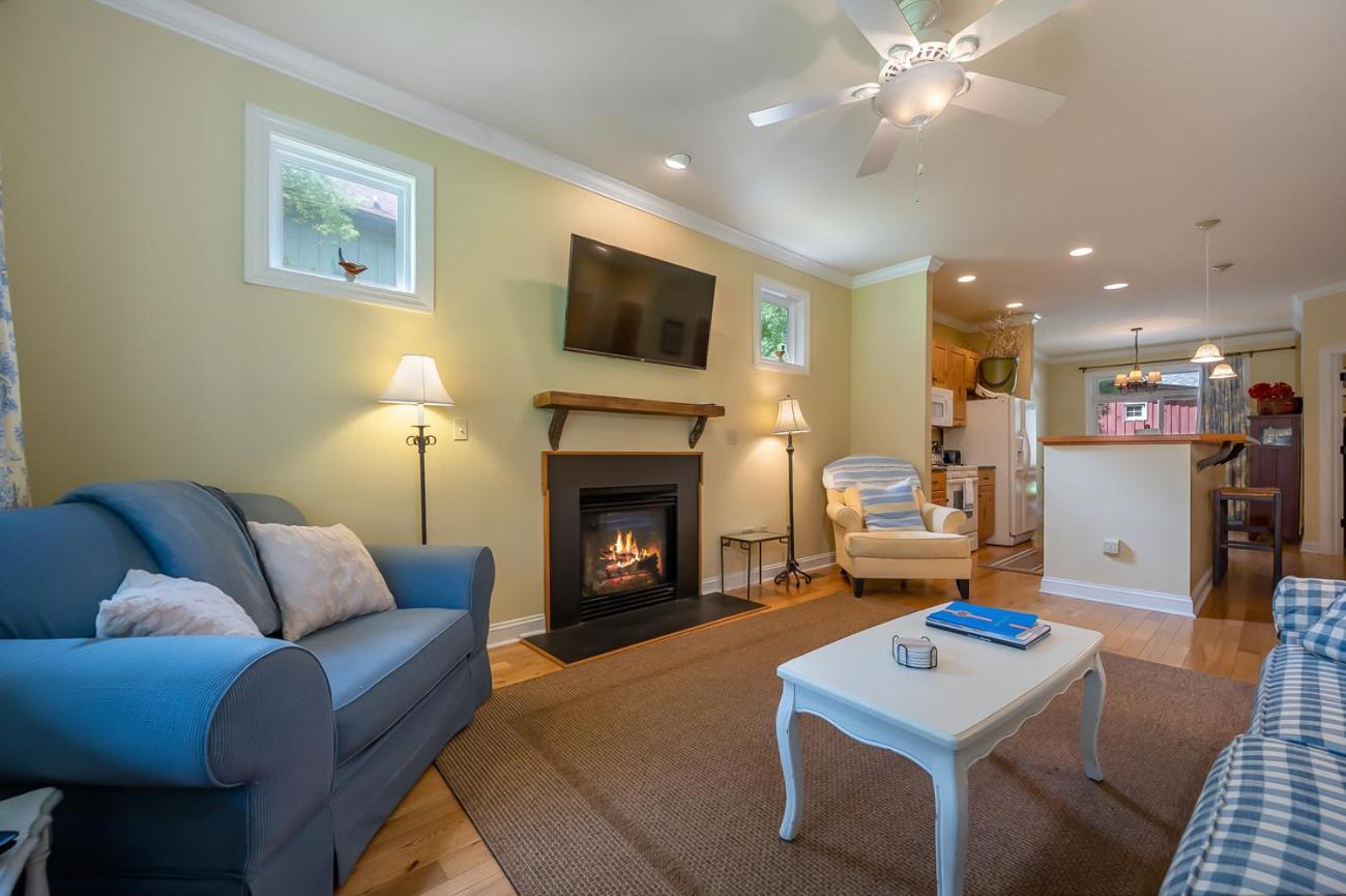 Buttercup Cottage Asheville Bagian luar foto